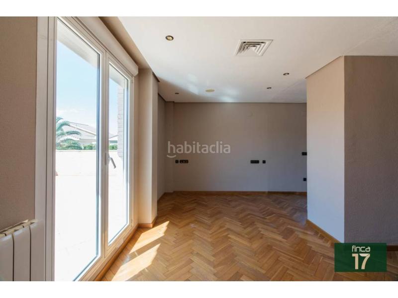 Foto ff697781-dc59-4bc6-bfe1-0c3a8d8cf1c0. Xalet amb aparcament piscina a Campo Alto-Club de Campo Elda