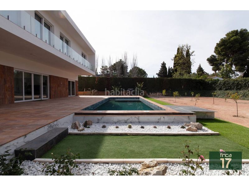Foto ab30480d-3192-4183-9b64-d3e71a49cbad. Xalet amb aparcament piscina a Petrer