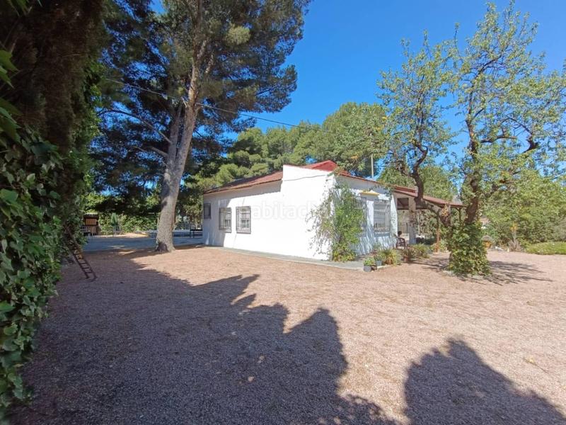 Foto 32382f46-2f72-465c-8299-2484c9408d96. Casale con piscina in Las Trescientas-San Francisco-Ciudad Vergel Elda