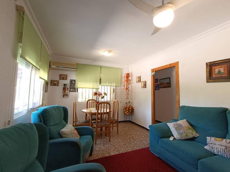 Foto 8e7ab0fa-dff9-4889-a24a-d6841720365c. Casale con piscina in Las Trescientas-San Francisco-Ciudad Vergel Elda