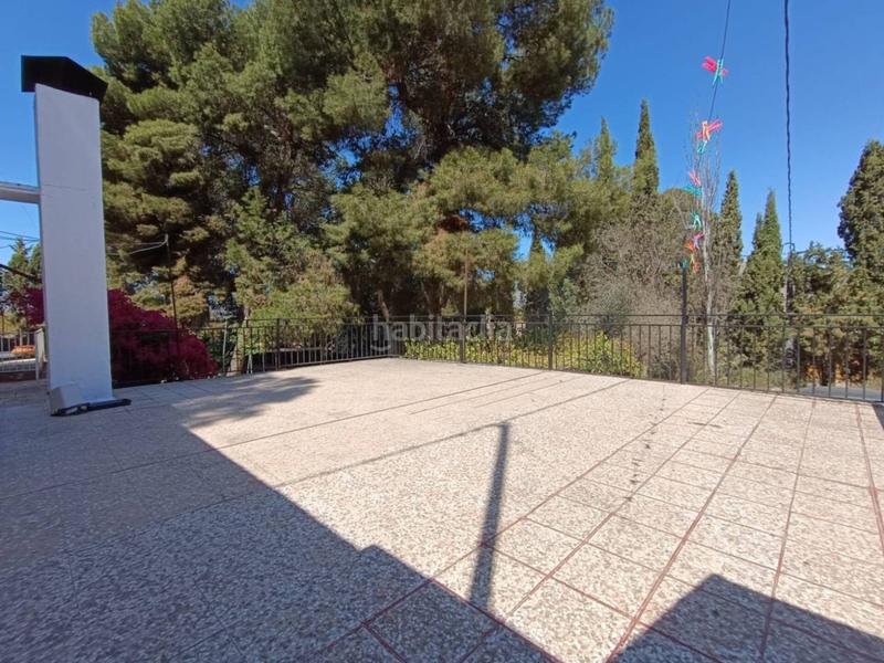 Foto cbff4c55-a4f3-4a16-bce7-629f97742923. Casale con piscina in Las Trescientas-San Francisco-Ciudad Vergel Elda