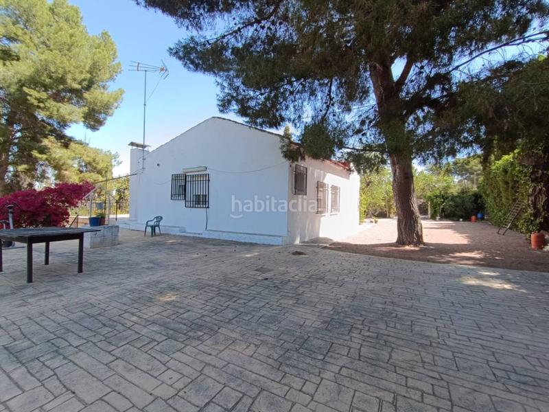 Foto f1a2a881-4af2-437b-ae85-5262925fe60d. Casale con piscina in Las Trescientas-San Francisco-Ciudad Vergel Elda