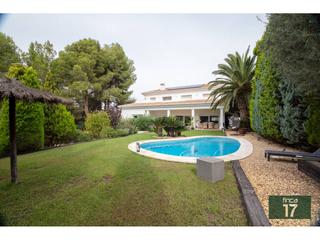 Xalet a Petrer. Espectacular chalet a la venta en loma bada!!!