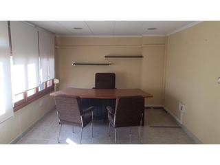 Miete Büro in Plaza de Toros-Avenida Chapí-Trinquete. Oficina en alquiler en elda