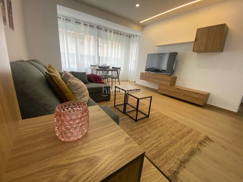 Foto d3a9b912-391f-46f0-9138-00fc78b62bb5. Affitto appartamento in Plaza Castelar - Mercado Central Elda