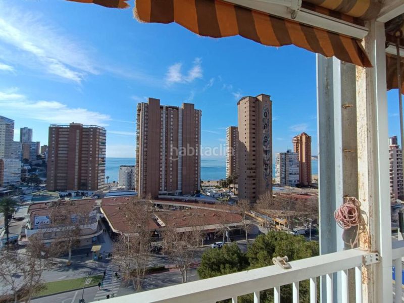 Foto b991b206-2744-43ed-b595-b44a9917fe59. Apartament amb aparcament piscina a Playa Levante Benidorm