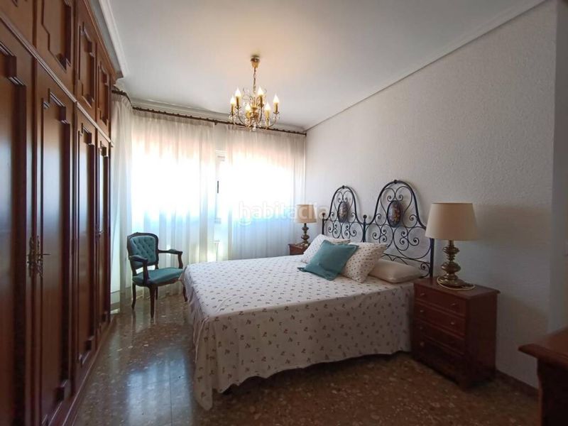 Foto 396c686d-b855-4571-85e0-6093455ecc15. Rent flat with heating in Plaza Castelar - Mercado Central Elda