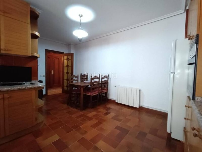 Foto 563b7afe-fcd5-4499-bb48-4db7cbf17b8b. Rent flat with heating in Plaza Castelar - Mercado Central Elda