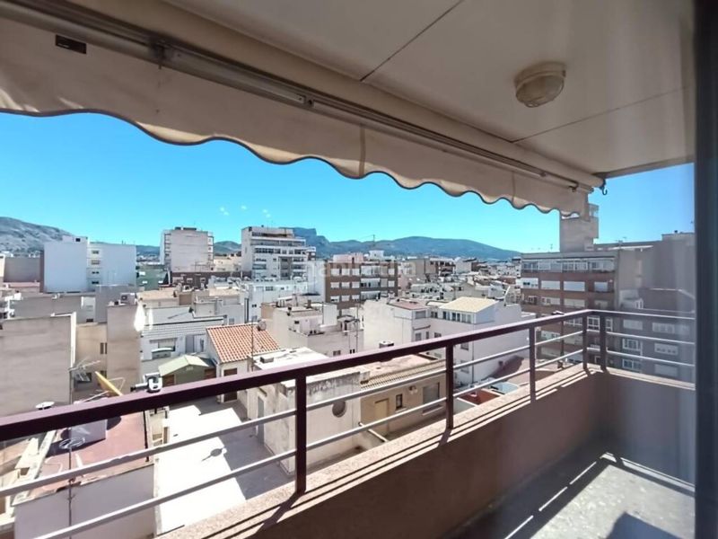 Foto 61c406e2-1f18-40ea-b933-afd74b97efa2. Rent flat with heating in Plaza Castelar - Mercado Central Elda