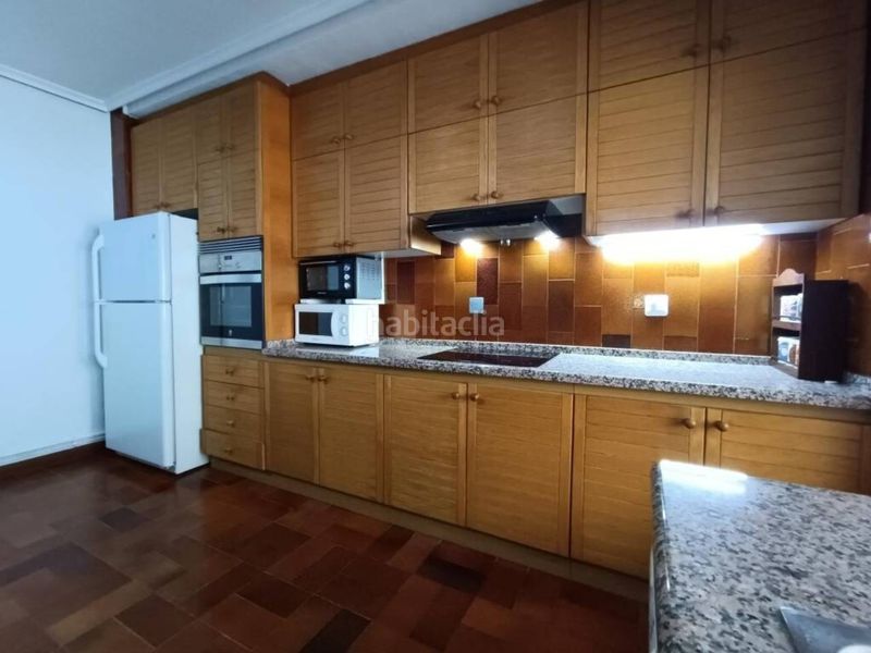 Foto ca672c81-624f-4690-9cd6-5df62cefd079. Rent flat with heating in Plaza Castelar - Mercado Central Elda