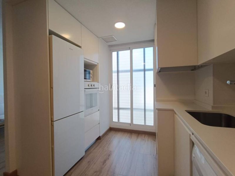 Foto e966d8af-3f63-4f57-9088-a8184d62a661. Apartament amb aparcament piscina a Playa Muchavista Campello (el)