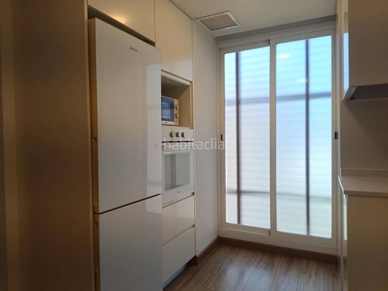 Foto fb26ea21-cc8a-44f9-9b59-de2ba32da3ba. Apartament amb aparcament piscina a Playa Muchavista Campello (el)