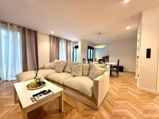 Appartement  Plaza sagasta. Piso en venta en elda de 157 m con balcón y ascensor