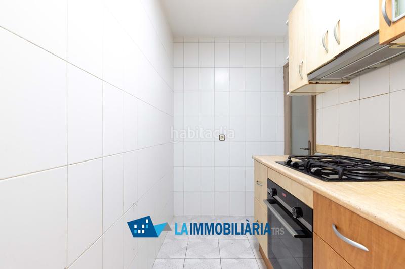 Foto 92e73398-a5e8-43f6-9ead-addfc7cc0f6c. Flat with heating in Ca n'Aurell Terrassa