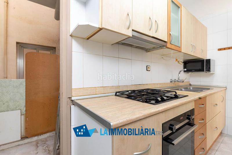 Foto f2b61327-0f11-428c-9d30-4a1a4ebcb9c8. Flat with heating in Ca n'Aurell Terrassa