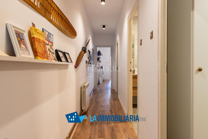 Foto 8f40b484-f88a-4fe3-b8e2-c21d37330829. Etagenwohnung mit heizung in Ca n'Aurell Terrassa