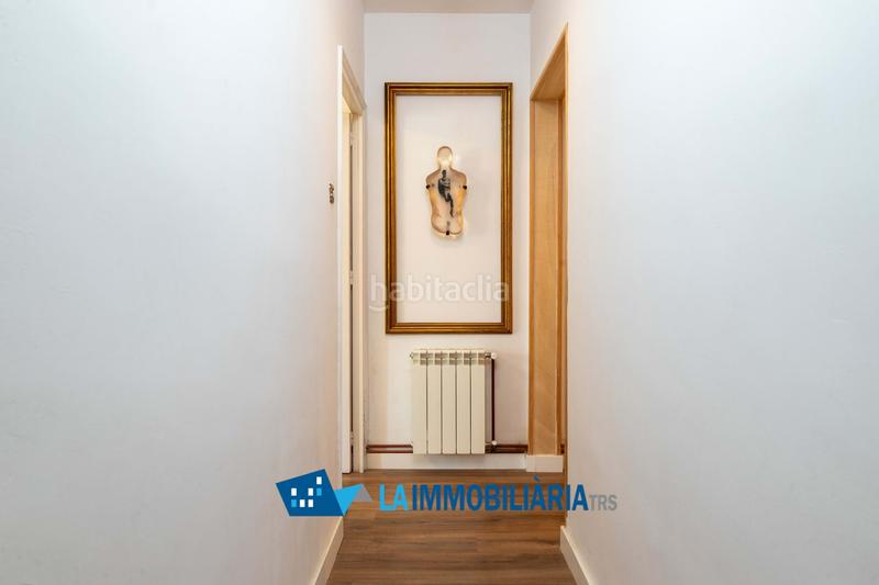 Foto bc7ce536-9983-47b3-b50b-624556bbea55. Flat with heating in Ca n'Aurell Terrassa