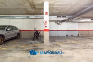 Car parking in La Maurina