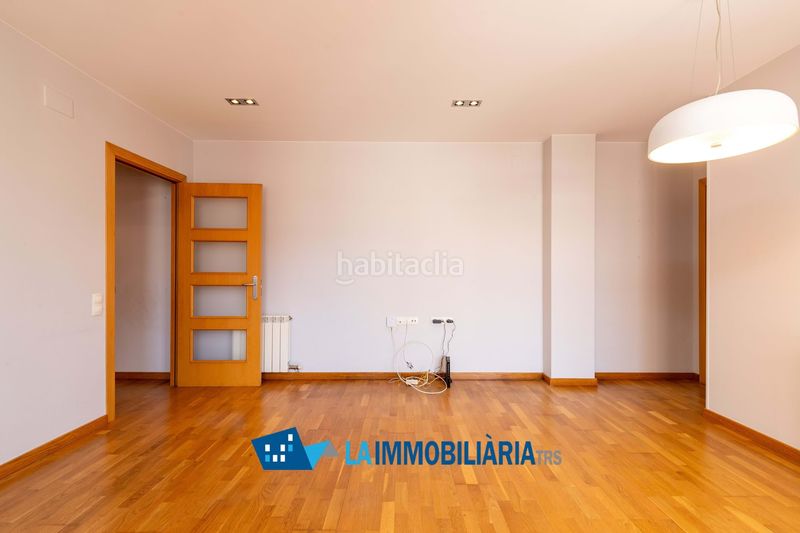 Foto d747e0db-a848-4485-83c0-15b6aa98042e. Pis amb calefacció a Ca n'Aurell Terrassa