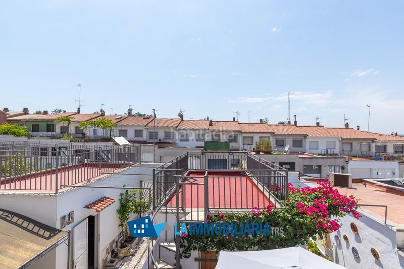 Foto 27dd9476-4b26-4fe5-8879-0dbe42c7cd07. Casa amb aparcament a Viladecavalls