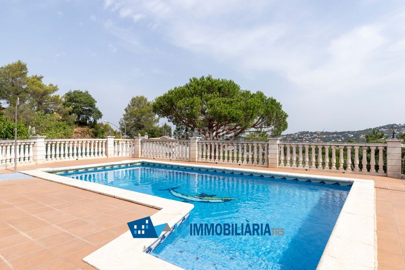 Foto cdc9080f-7c0e-41b4-8ca5-413533d80e74. Xalet amb calefacció aparcament piscina a Lloret Residencial - Montlloret Lloret de Mar