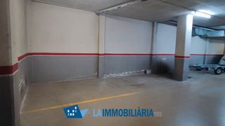 Parking coche en La Maurina