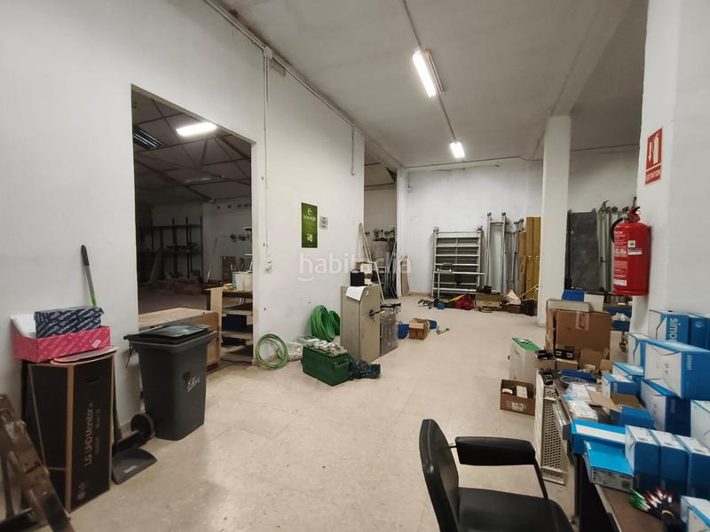 Foto 686ec8c8-252a-4449-b752-88d75ecfbe0a. Local comercial se vende local comercial en Torrefiel en Valencia