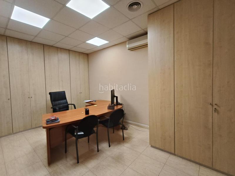 Foto 6d306938-f760-4296-a2fc-096b39386571. Local comercial se vende local comercial en Torrefiel en Valencia