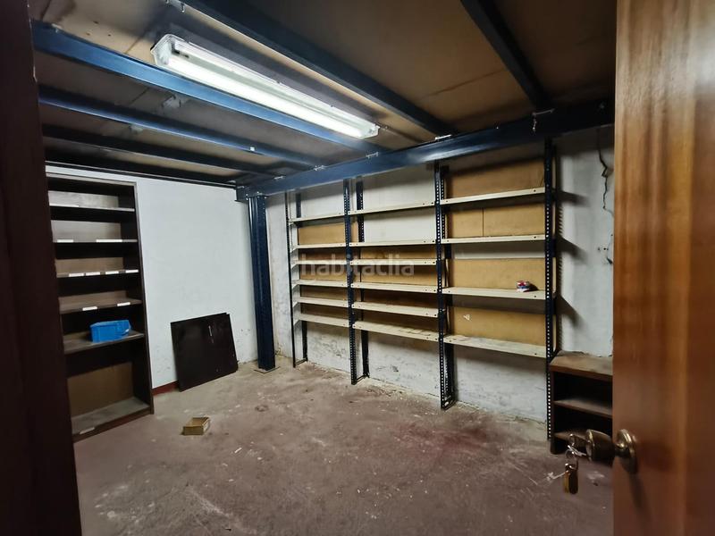 Foto e7bae818-7c11-4140-b554-54bb82a0f5c1. Local comercial se vende local comercial en Torrefiel en Valencia