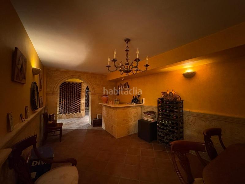 Foto 135c85dc-0cca-46dc-b2f5-79d70a11f7b3. Xalet amb calefacció aparcament piscina a La Cañada Paterna