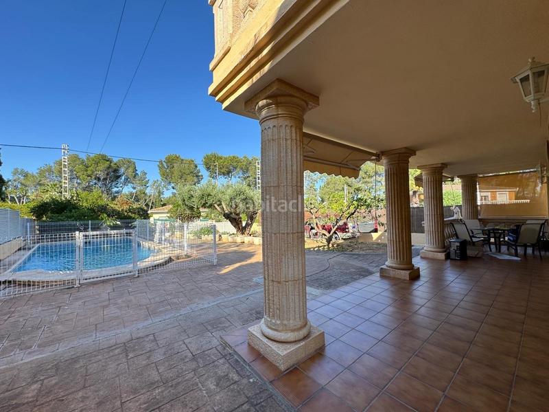 Foto 3ca7140e-f224-43ab-9526-76266f6968d1. Xalet amb calefacció aparcament piscina a La Cañada Paterna