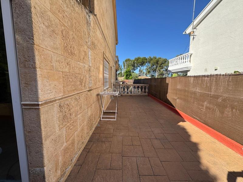 Foto 7e1a753b-84f7-49a7-af2b-7a4310d30e71. Xalet amb calefacció aparcament piscina a La Cañada Paterna