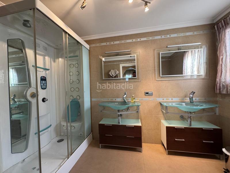 Foto 83aba4c2-f31a-44f3-8ce9-fa6741b638be. Xalet amb calefacció aparcament piscina a La Cañada Paterna