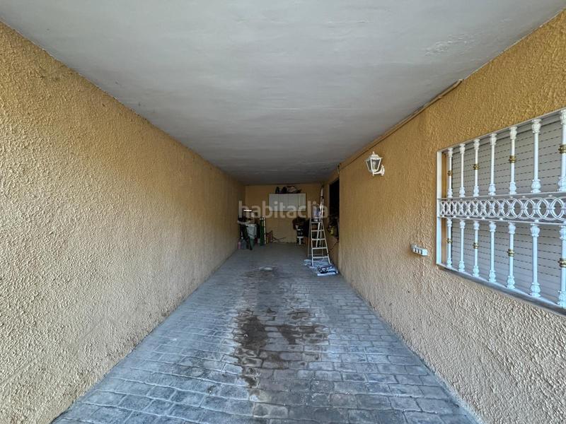 Foto ef0bec13-925e-44cf-bcca-d5af7c049f7a. Xalet amb calefacció aparcament piscina a La Cañada Paterna