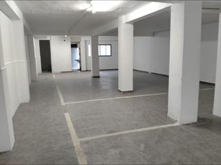 Lloguer Local Comercial a Barrio Benicalap. Local de 142 metros construidos