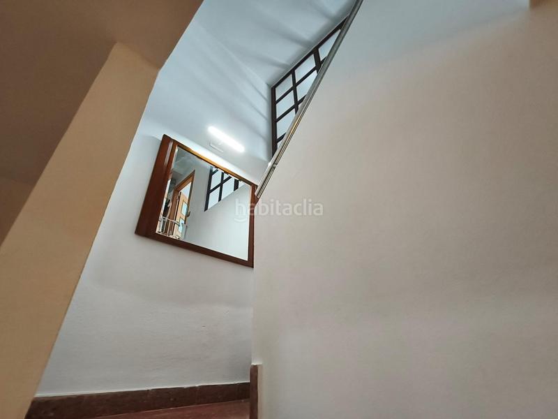 Foto 0dfe722f-ee6a-4ff1-b4ee-32b488392329. Piso dúplex en venta con garaje y trastero Torrefiel rascanya en Valencia
