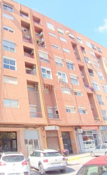Foto 36f75dbf-d015-48dd-9ce2-5d4e5d8bb451. Piso dúplex en venta con garaje y trastero Torrefiel rascanya en Valencia