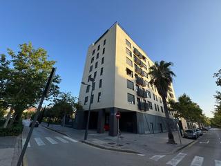 Pis  Manuel melia i fuster. Vivienda seminueva con garaje, trastero y mobiliario  nou benica