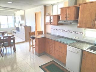 Àtic a Nou Moles. Ático en venta de 2 habitaciones en pérez galdós