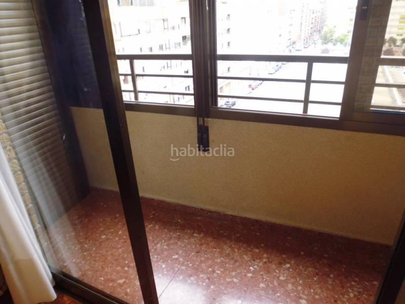 Foto 58bfc39b-23ac-4454-a70a-37aa2fb51289. Rent flat with heating parking in Torrefiel Valencia