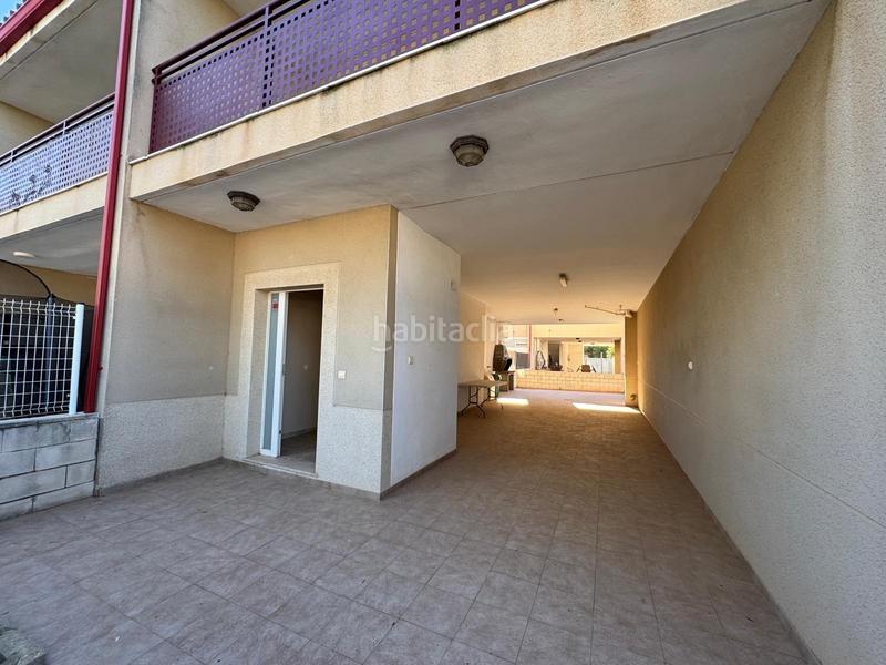 Foto 9bb719a2-9aa1-4b3b-bdcf-e92d84f47bd3. Maison jumelée avec parking piscine dans Corinto-Almardà Sagunt