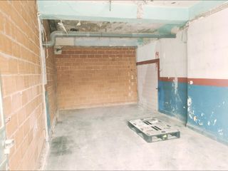 Lloguer Local Comercial  Calle balandra. Local en alquiler de 27 m2 en marxalenes,