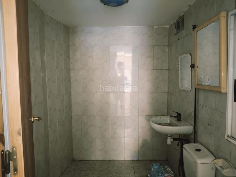 Foto 8a271664-5c88-4cd2-b042-9a0652a68c20. Lloguer local comercial a Torrefiel Valencia