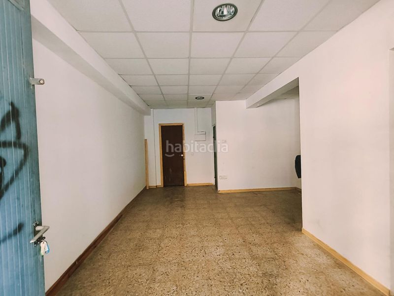 Foto af1aa16b-014d-428d-b507-17aa346a0c21. Lloguer local comercial a Torrefiel Valencia