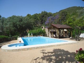 Casa a Art� Poble. Finca se�orial en venta en g�nova