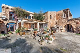 Masia a Campos. Rustica con carácter mallorquín en venta. campos.
