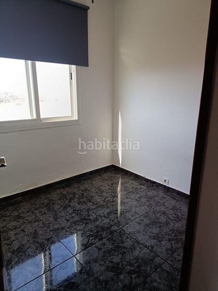 Foto ac49ef22-e8bc-4586-9786-7015802f689b. Piso venta de 9º piso con vistas a la bahia de palma en el coll den rabassa edificio las torres en Palma de Mallorca