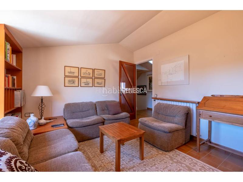 Foto cdbc1e5a-a049-4b0e-8138-3c5c9806d43a. Casa  con excelente distribución, piscina y terreno llano en venta en Matadepera