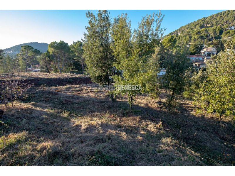 Foto db38d763-bb38-441a-8d3e-4ba0b02558cf. Terreny residencial a calle poeta maragall 36 a Matadepera