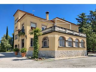 Casa  Carretera de matadepera. Majestuosa propiedad residencial con jardines exuberantes y vist